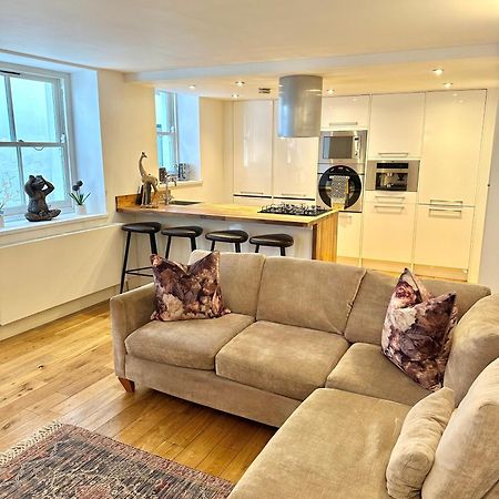 Opulent Oasis In London Apartment Ngoại thất bức ảnh